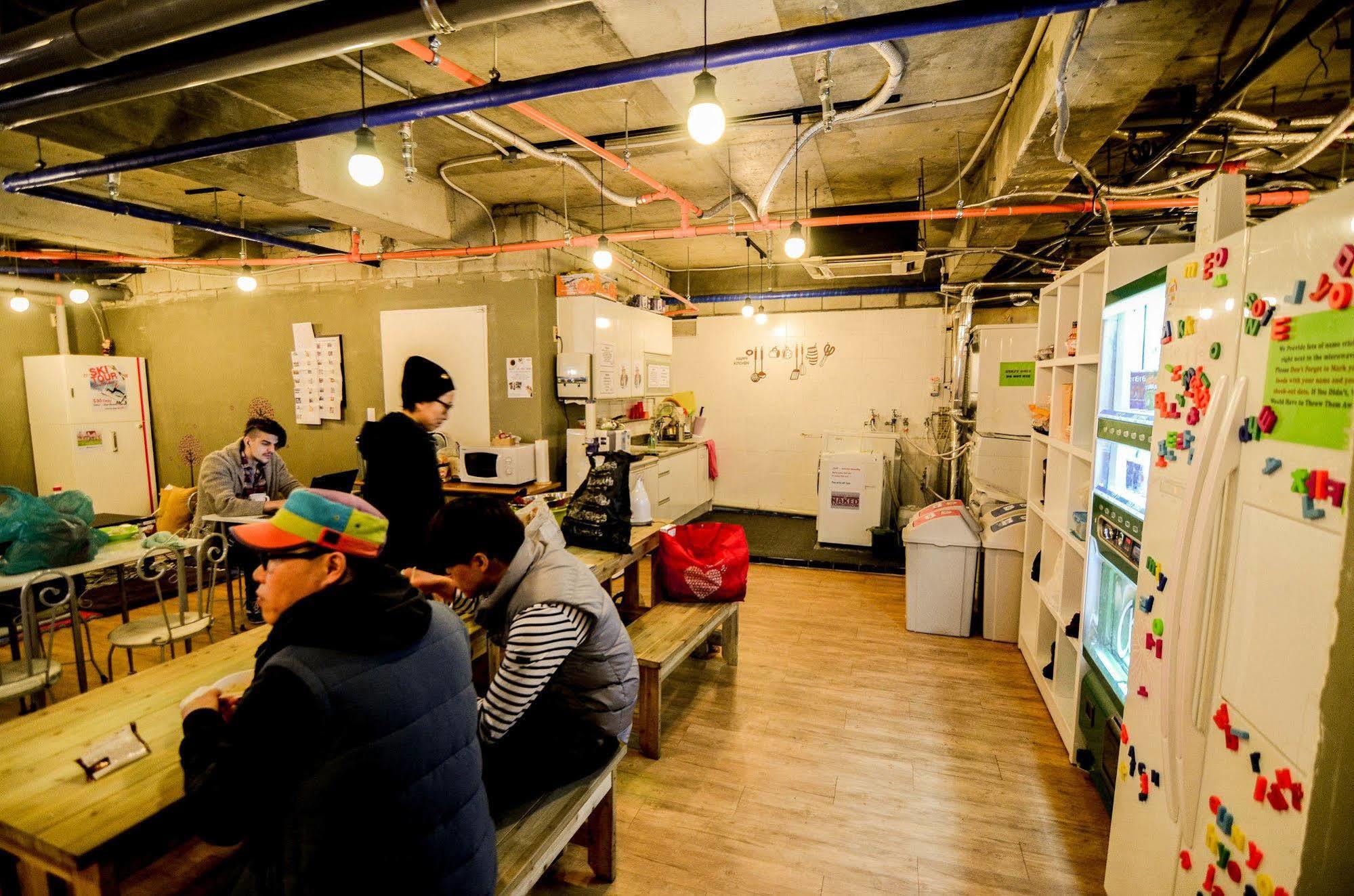 Yakorea Hostel Hongdae Seoul Eksteriør billede