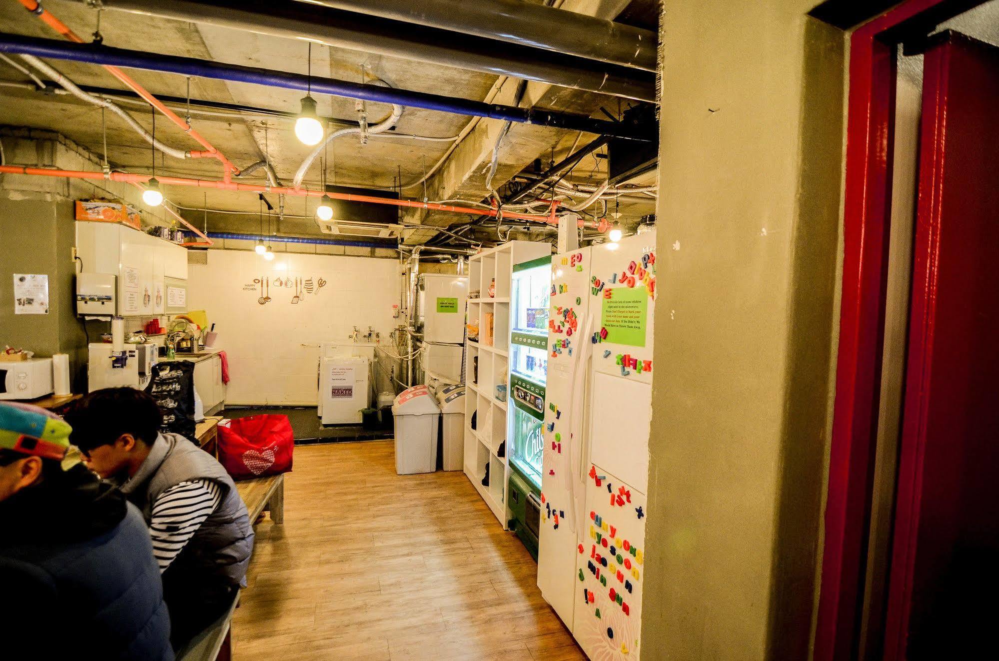 Yakorea Hostel Hongdae Seoul Eksteriør billede