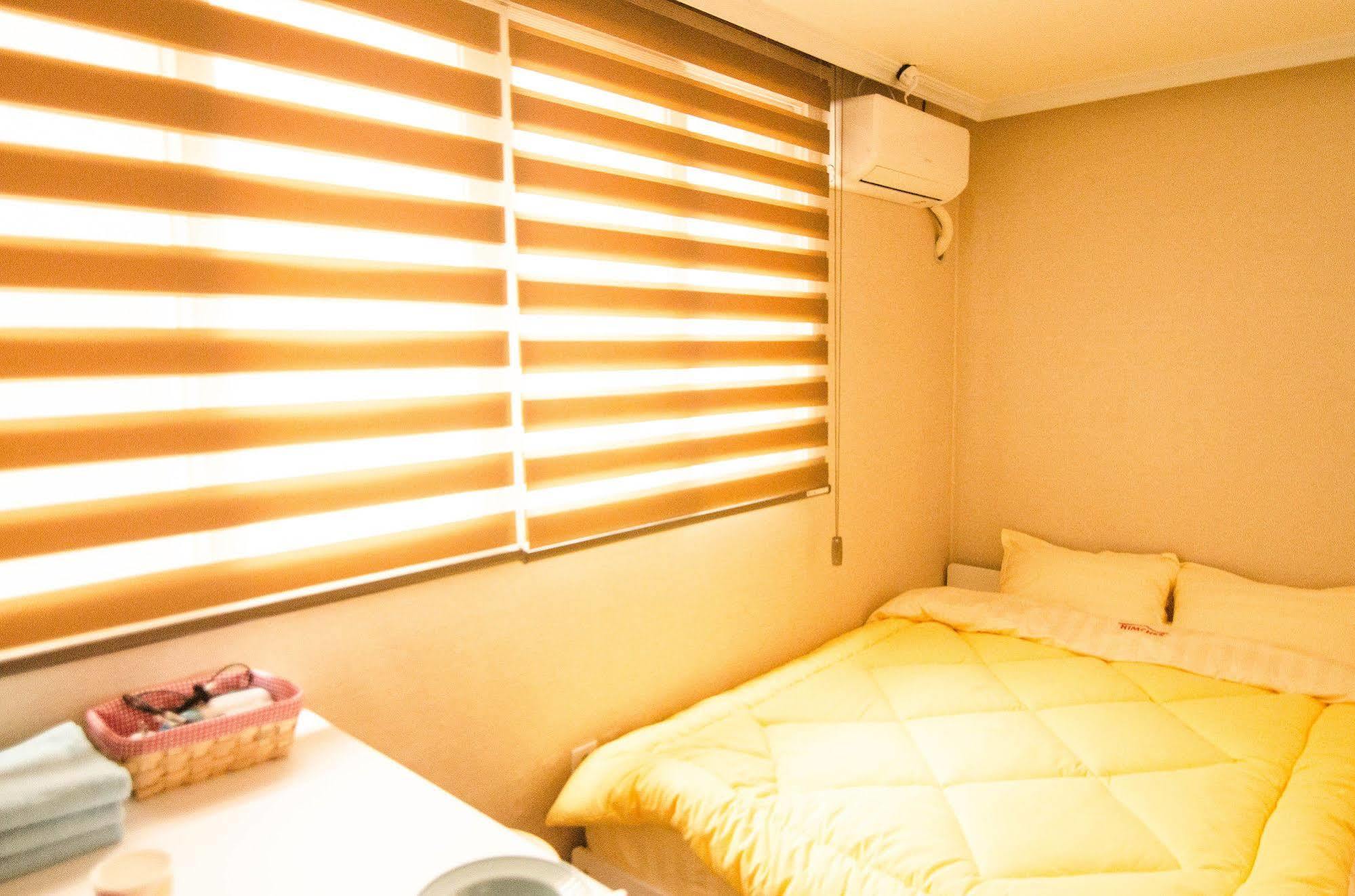 Yakorea Hostel Hongdae Seoul Eksteriør billede
