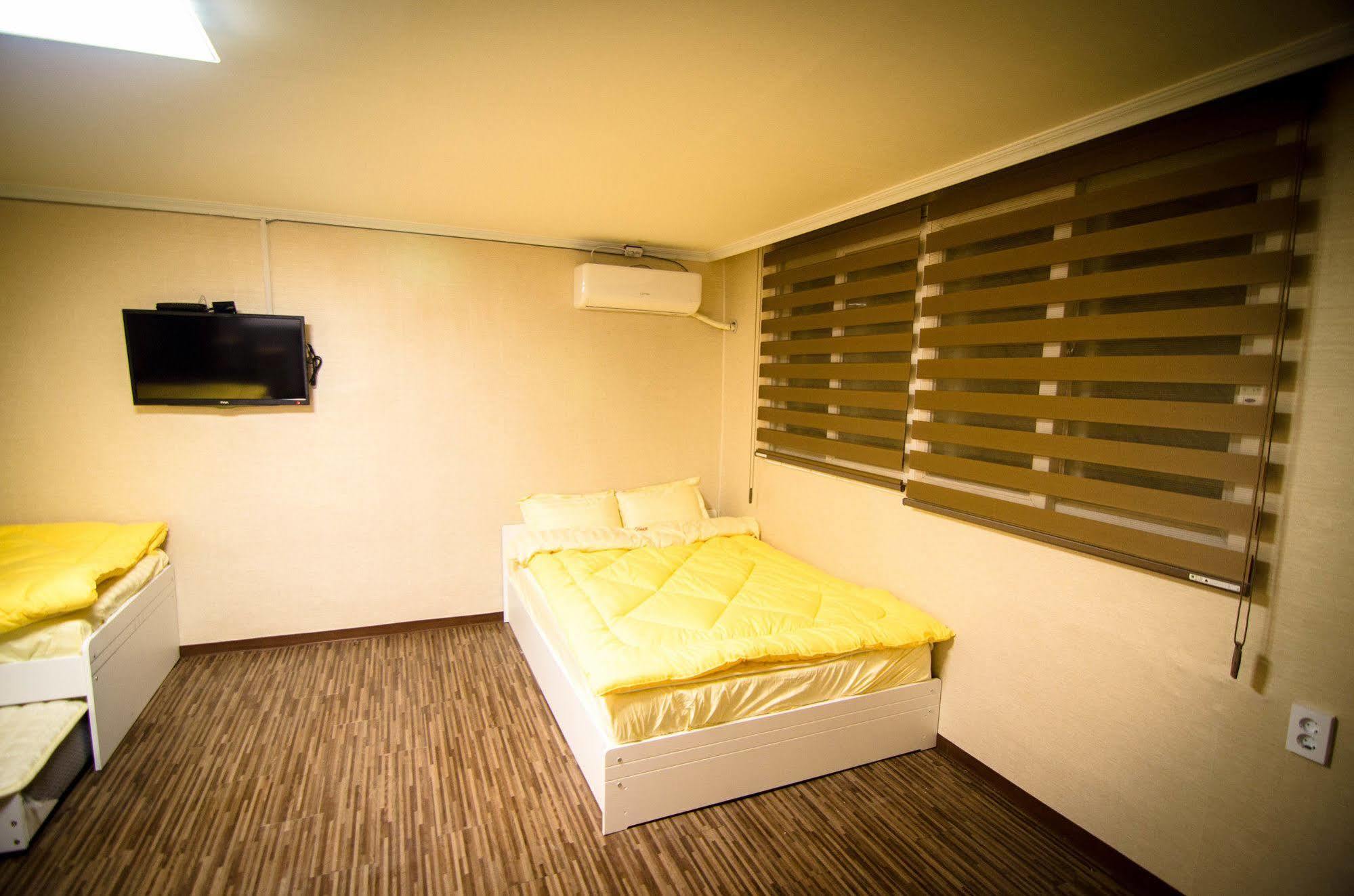 Yakorea Hostel Hongdae Seoul Eksteriør billede