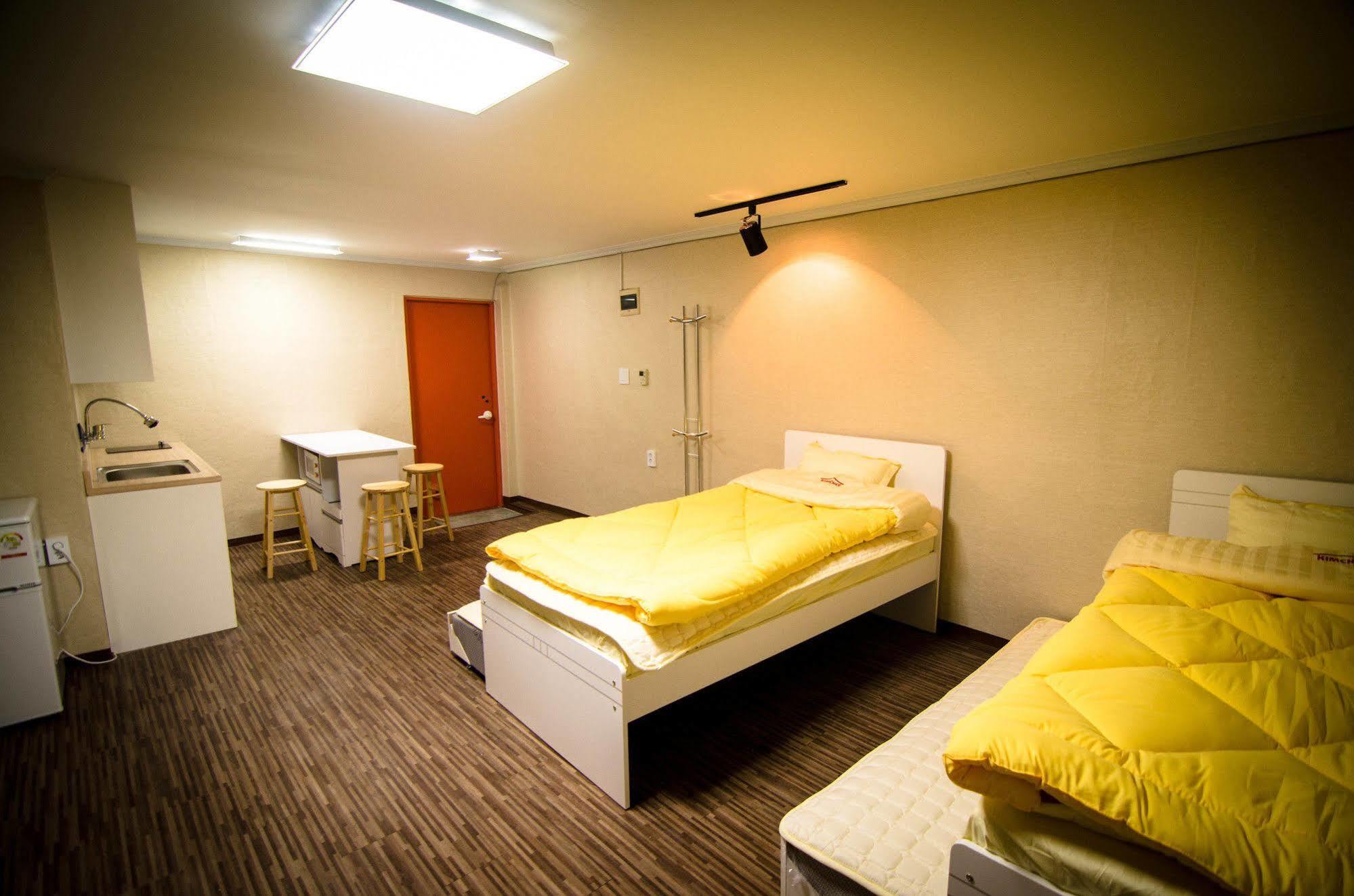 Yakorea Hostel Hongdae Seoul Eksteriør billede